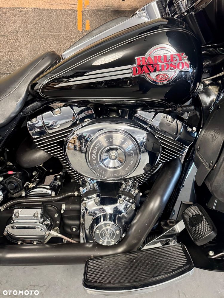 Harley-Davidson Touring Electra Glide - 9