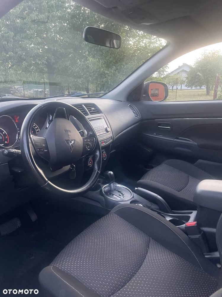 Mitsubishi Outlander 2.0 4WD CVT Top - 5