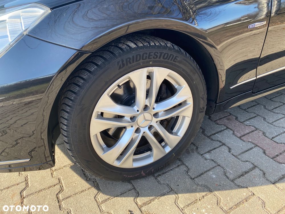 Mercedes-Benz Klasa E - 21