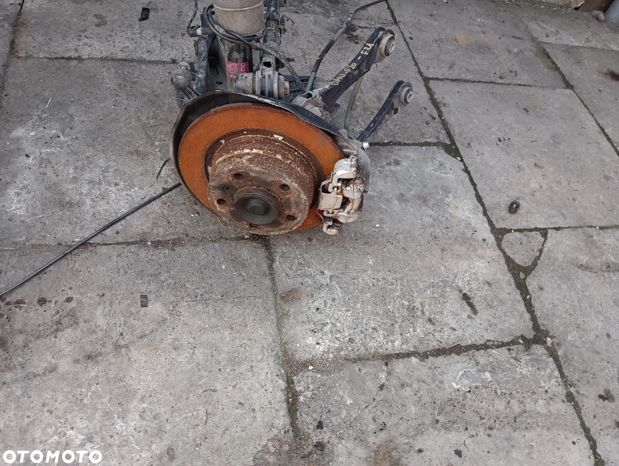 bmw f20 f21 2.0d zwrotnia piasta wahacz amortyzator tyl tylni tylny prawy lewy - 5