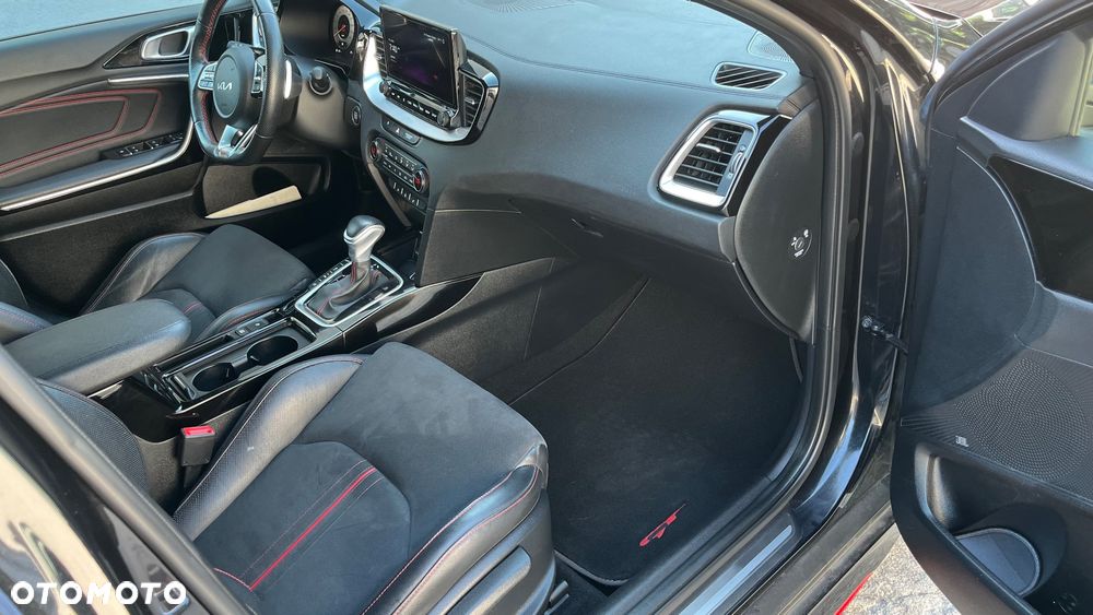 Kia ProCeed 1.6 T-GDI DCT7 OPF GT - 22