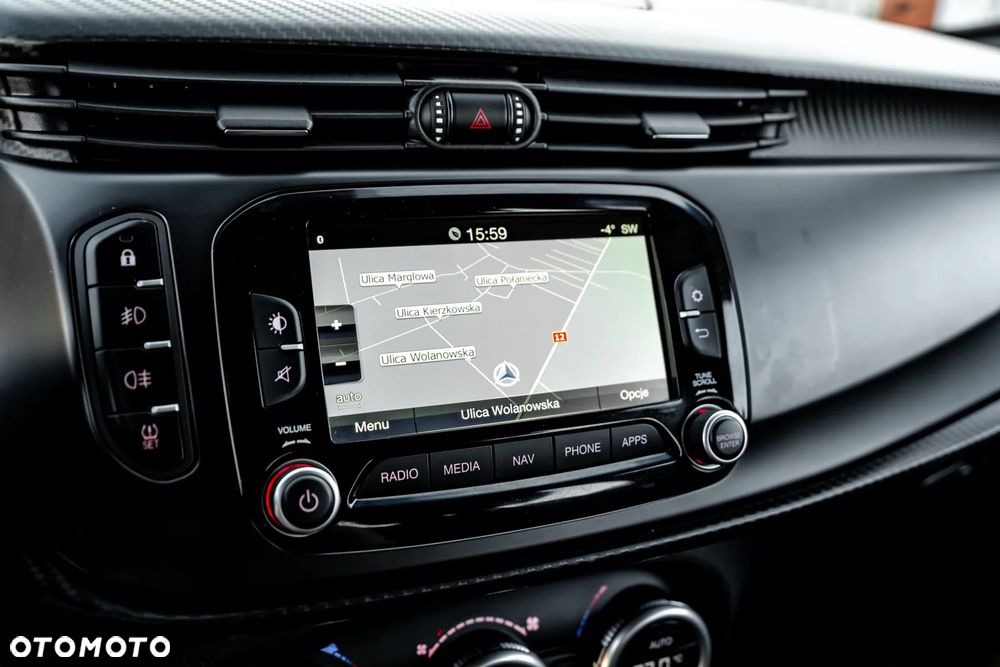 Alfa Romeo Giulietta 1.4 TB 16V Business - 31