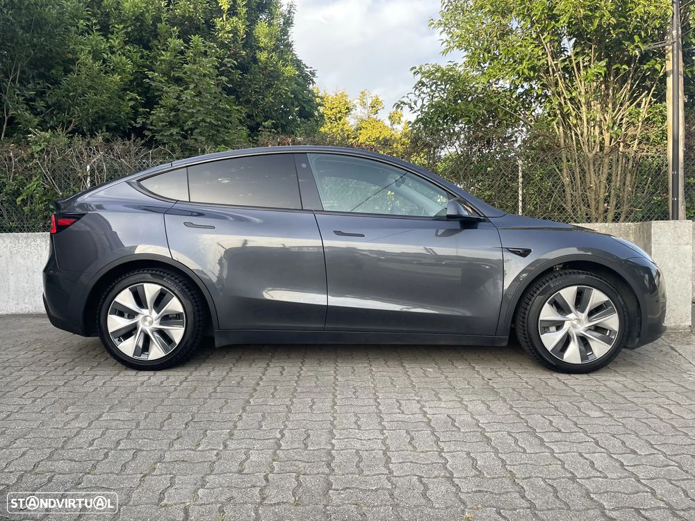 Tesla Model Y RWD - 6