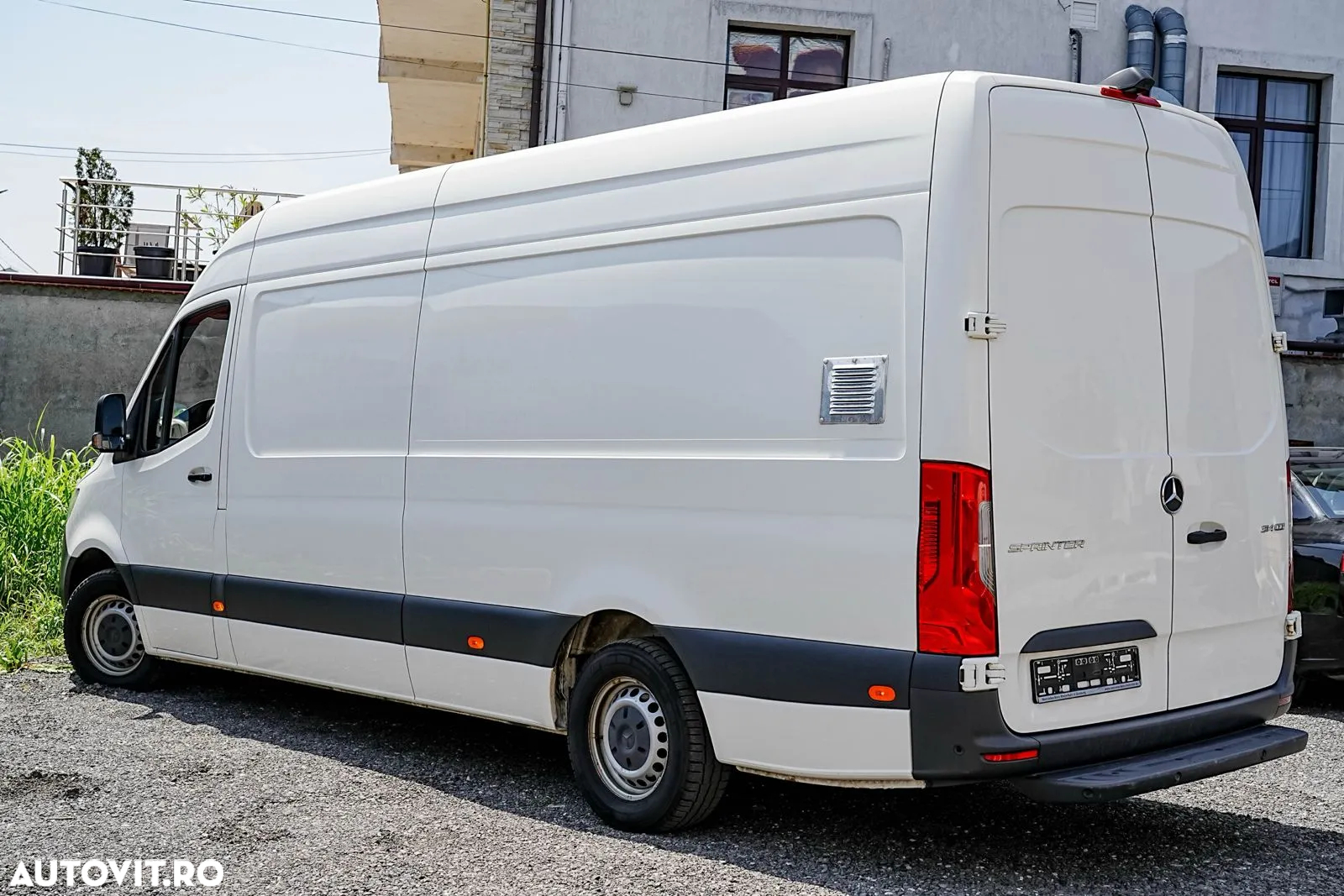 Mercedes-Benz Sprinter - 6