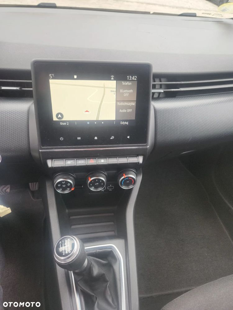 Renault Clio BLUE dCi 85 EXPERIENCE - 8