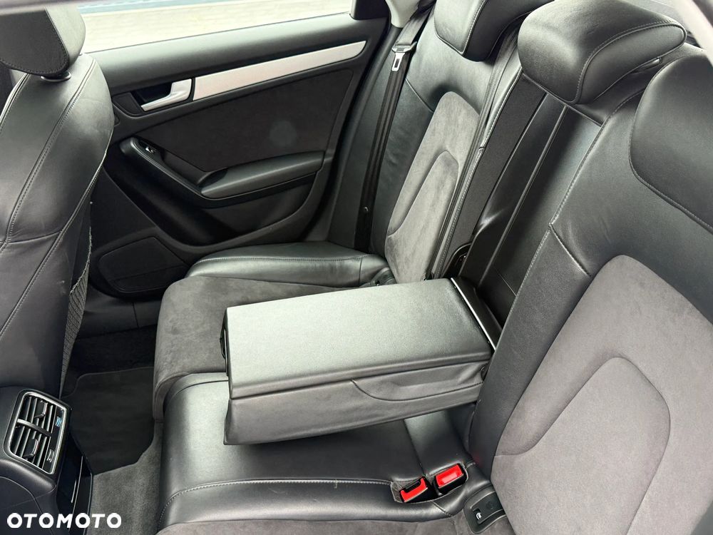 Audi A4 Avant 2.0 TDI DPF multitronic S line Sportpaket - 9