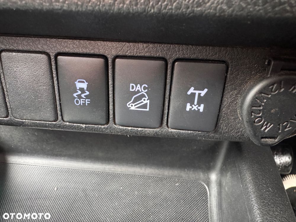 Toyota Hilux 2.4 D-4D Double Cab Selection 4x4 - 18