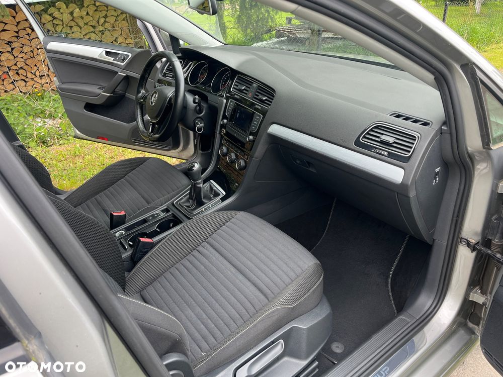 Volkswagen Golf 1.2 TSI BMT Trendline - 15