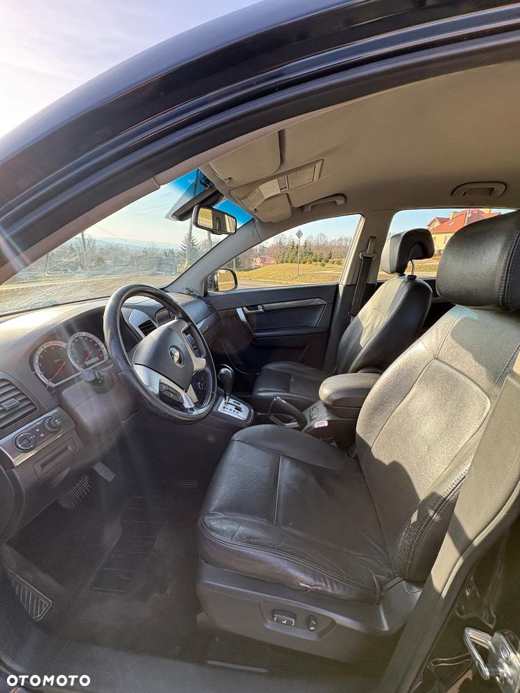 Chevrolet Captiva 2.0 4WD 7 Sitzer Automatik LT - 12