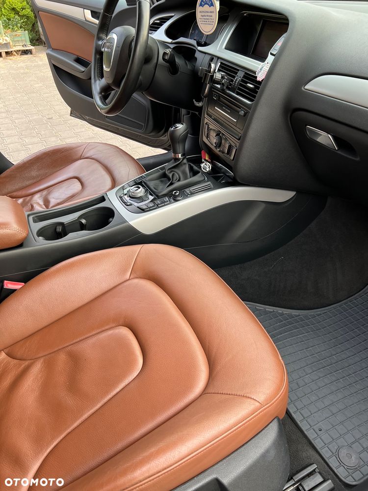Audi A4 Limousine - 6