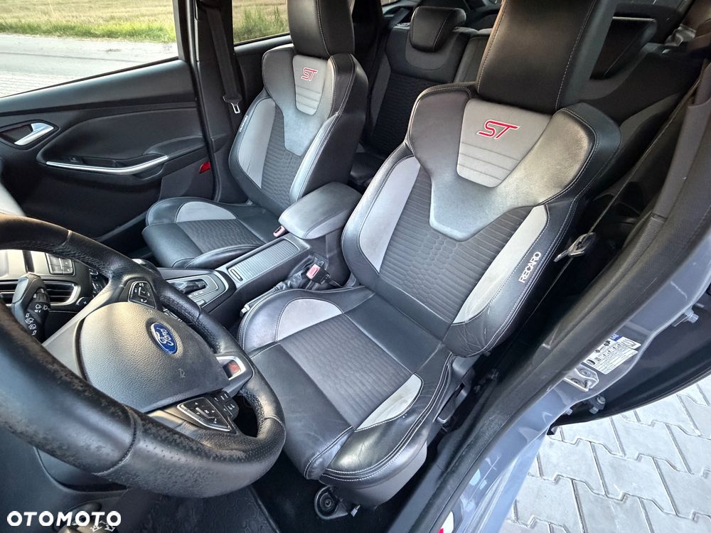 Ford Focus 2.0 TDCi ST-2 PowerShift - 7