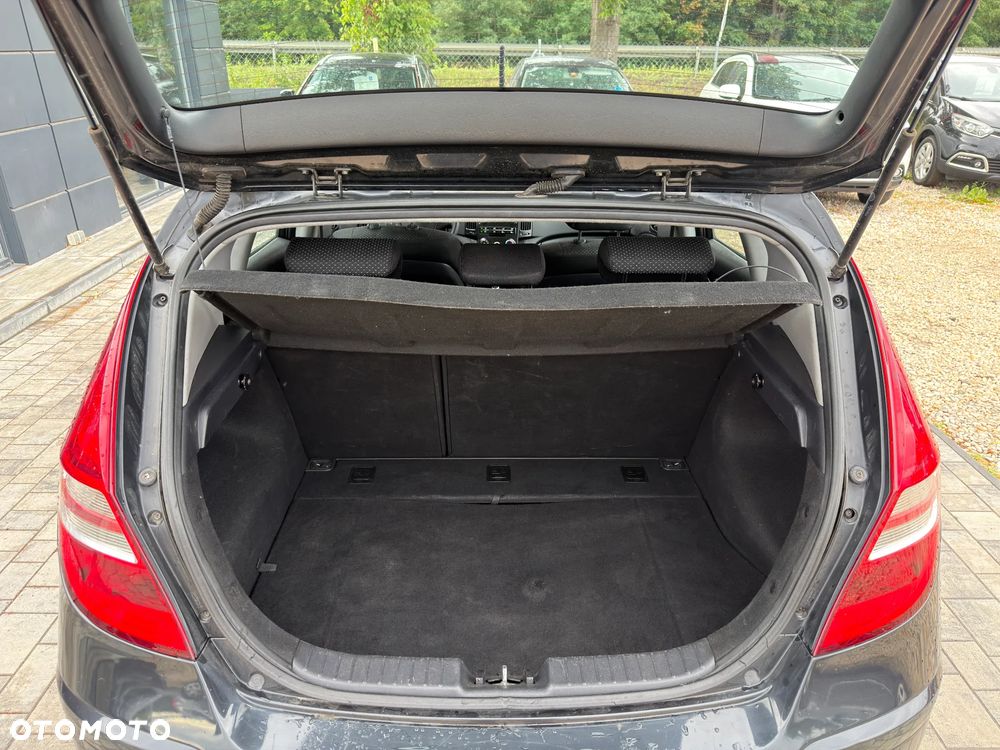 Hyundai i30 1.6 CRDi Style - 22