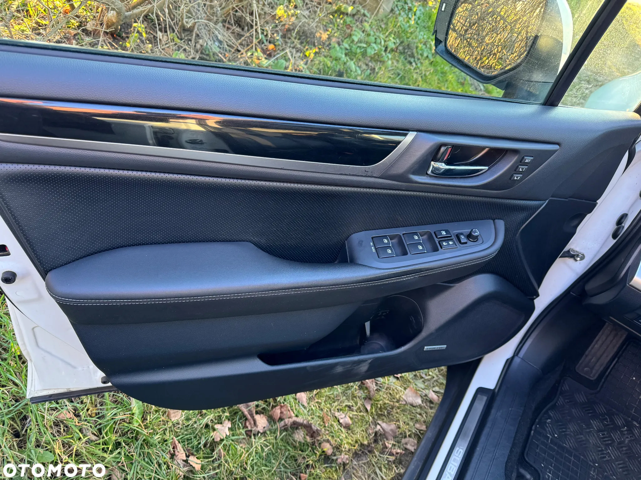 Subaru Outback 2.0D Exclusive Lineartronic - 13
