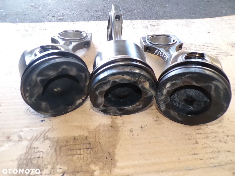 tłok z korbowodem BMW Toyota Mini 2.0 N47c20A - 4