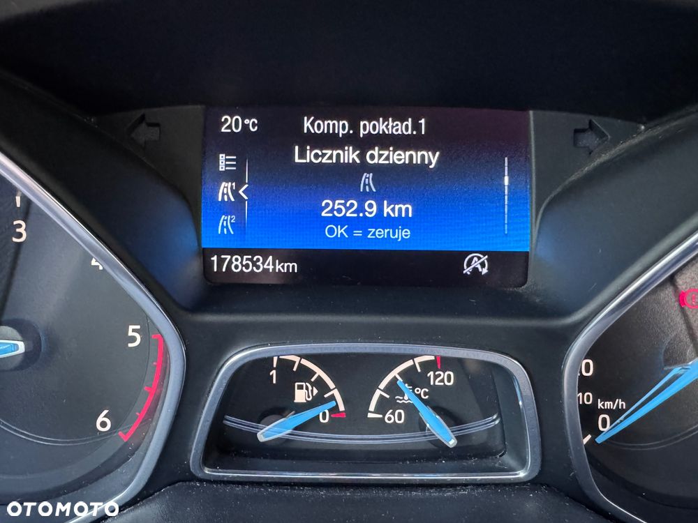 Ford Focus 1.5 TDCi Titanium - 26