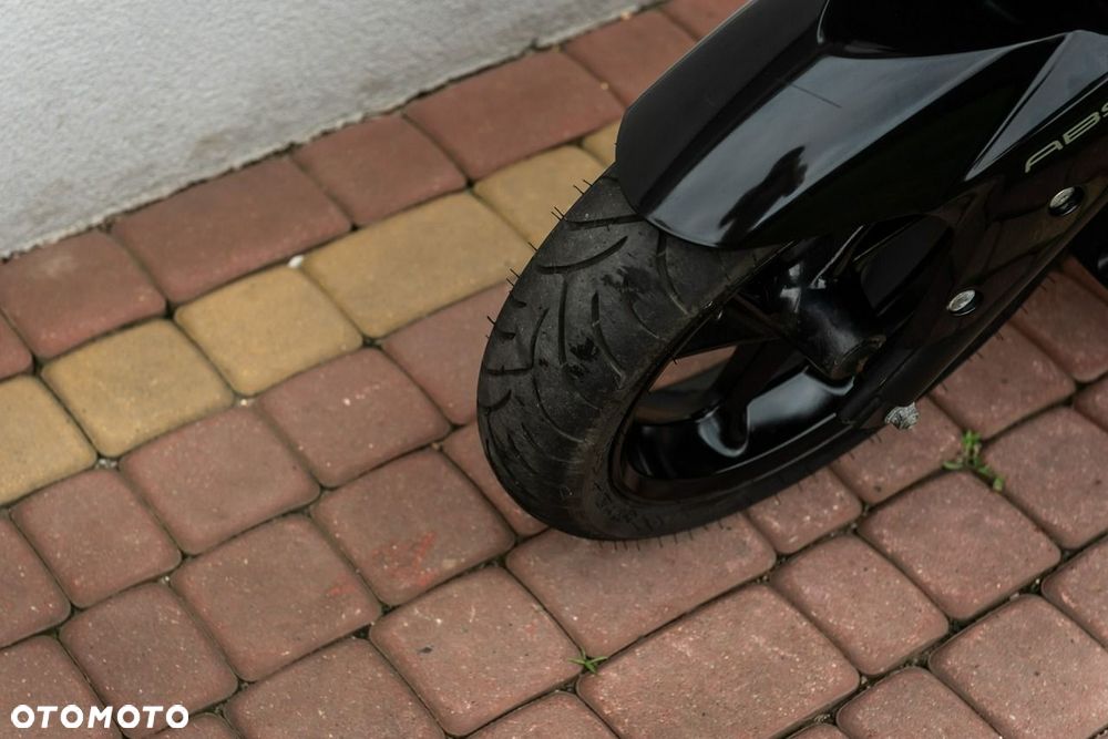 Yamaha NMAX - 7