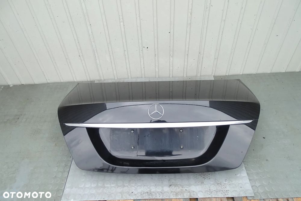 MERCEDES CL W216  KLAPA BAGAZNIKA  C197