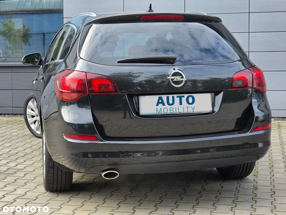Opel Astra 1.4 Turbo Innovation - 4