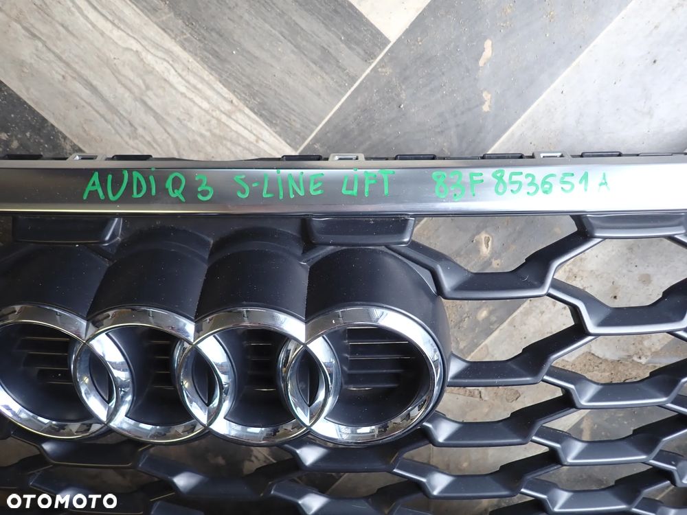 AUDI Q3 S-LINE LIFT GRILL 83F853651A - 2