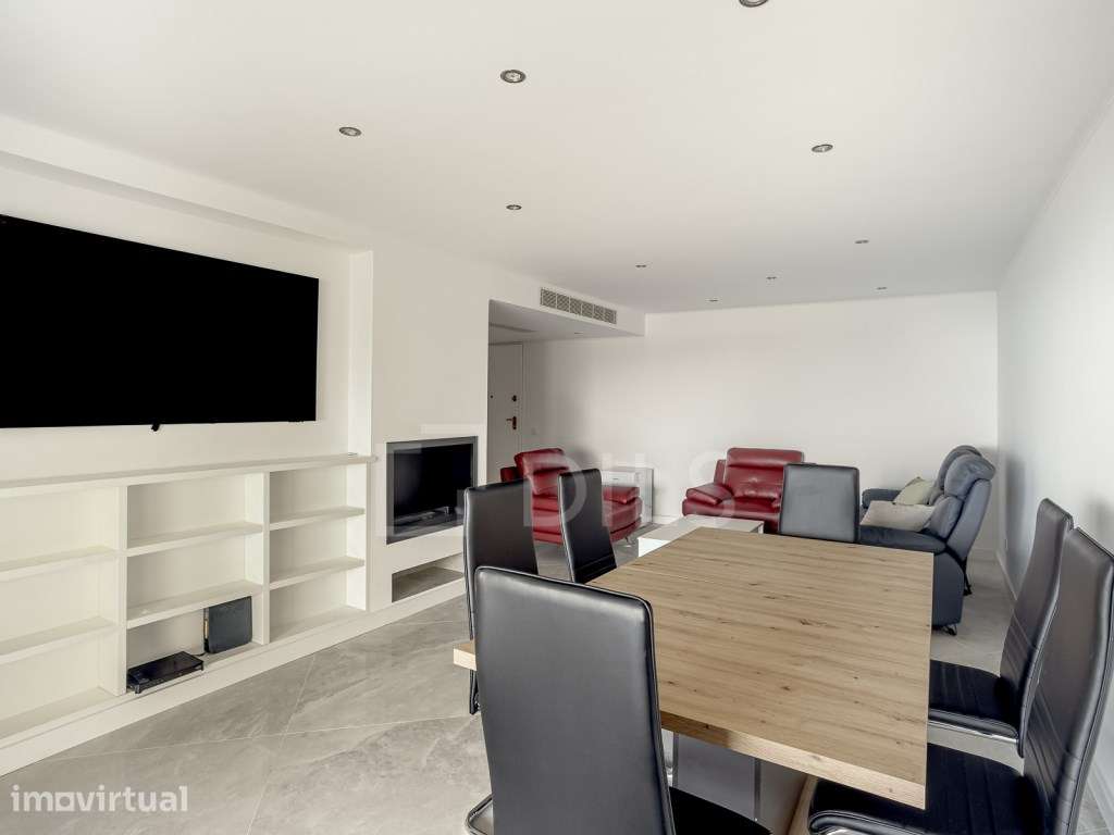 Apartamento T2 em frente ao mar, em condomínio privado, Cascais - Grande imagem: 3/20