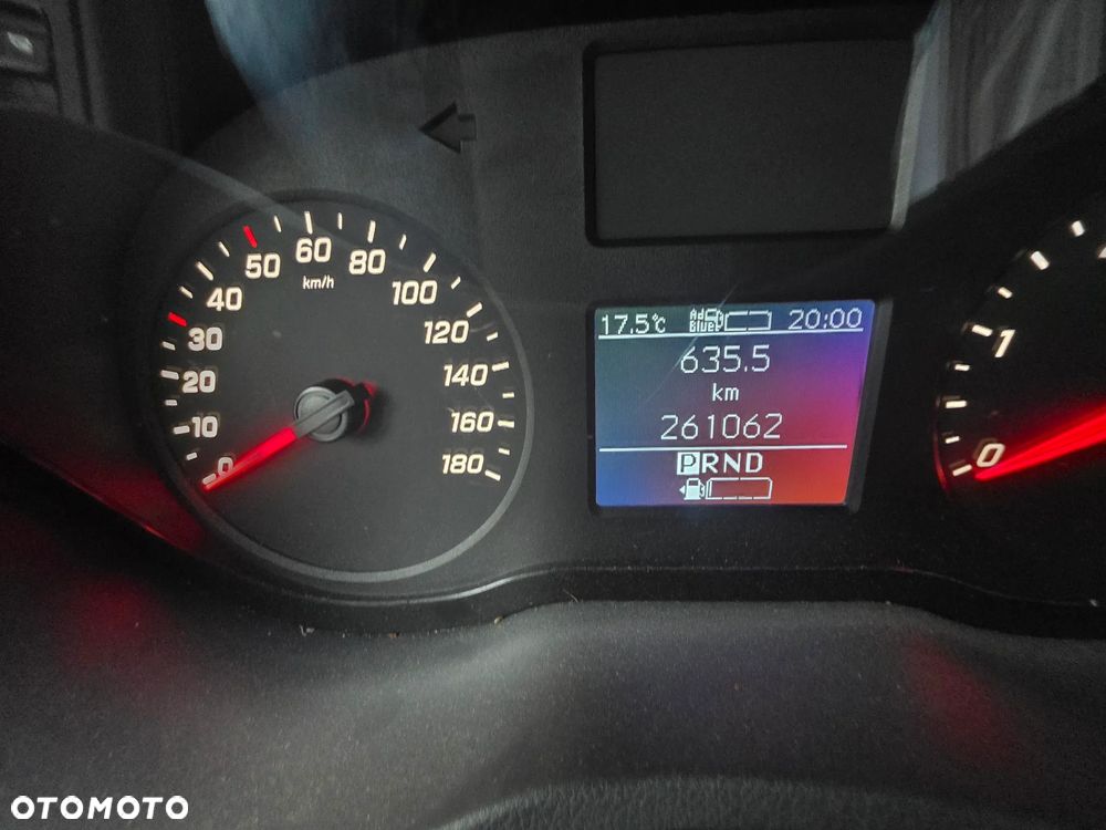 Mercedes-Benz Sprinter - 25