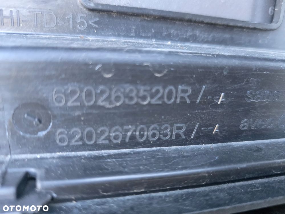 Dacia duster IV zderzak przód - 7
