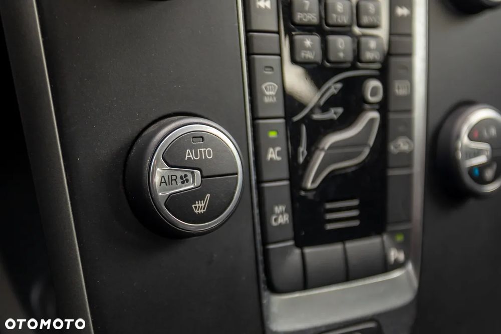 Volvo V40 - 26