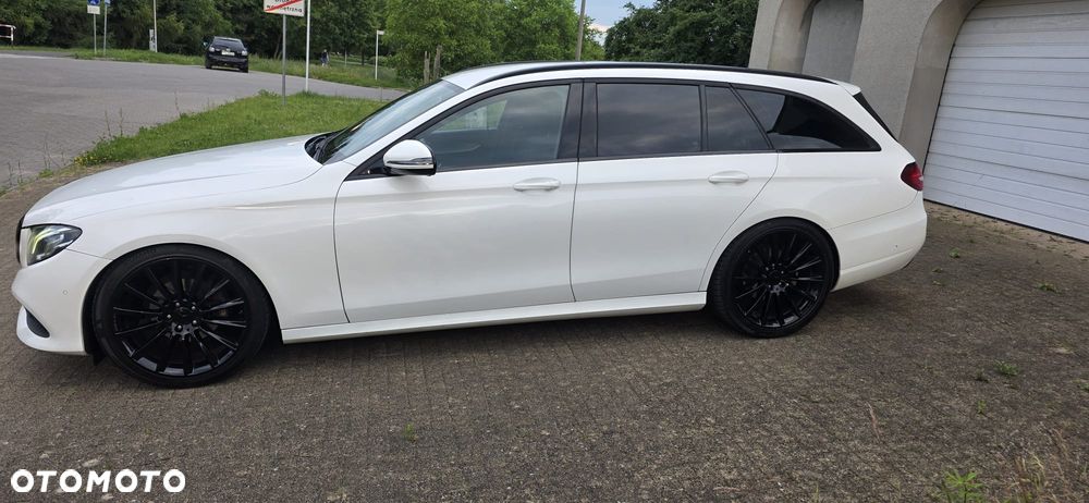 Mercedes-Benz Klasa E 220 d Business Edition 9G-TRONIC - 6
