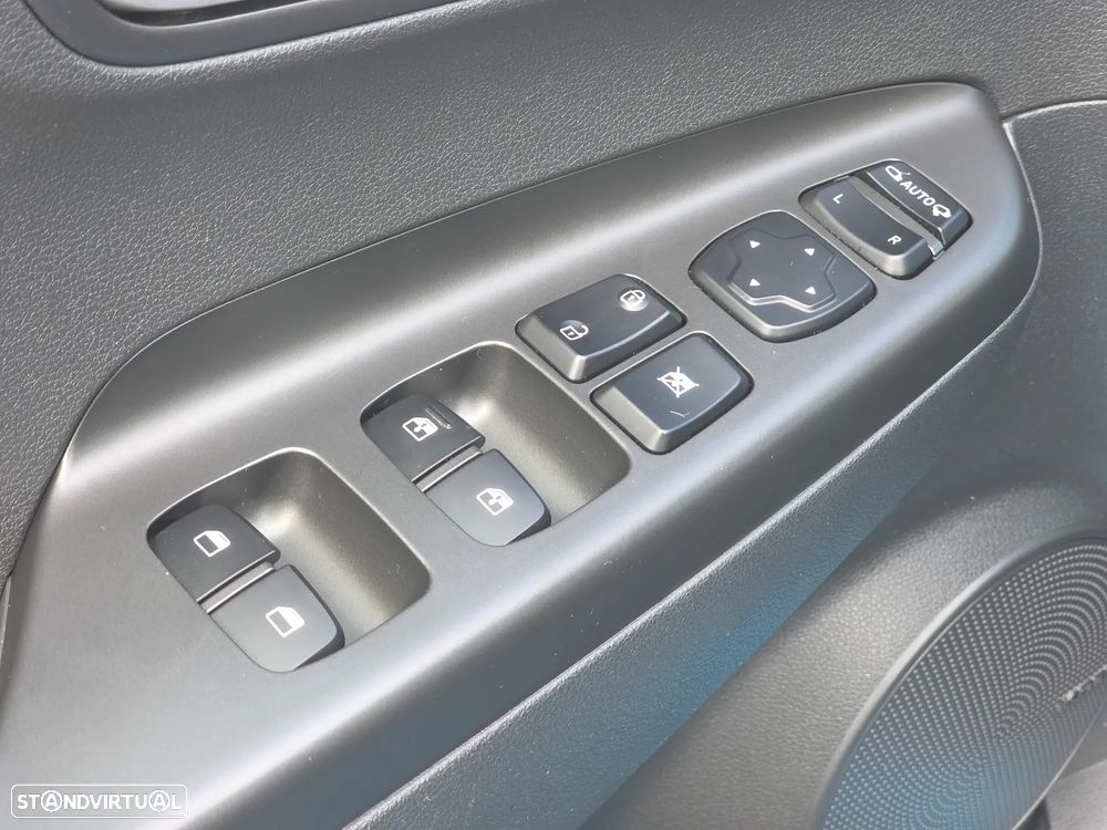 Hyundai Kauai Business - 26