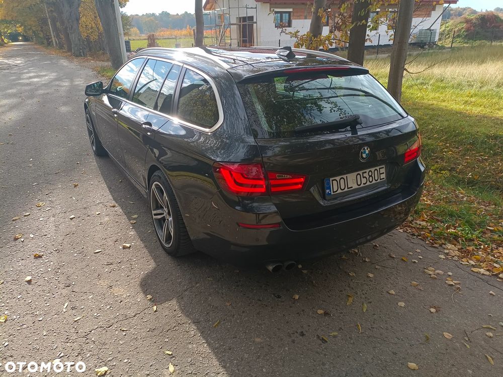 BMW 5 Series 2011 photo 5