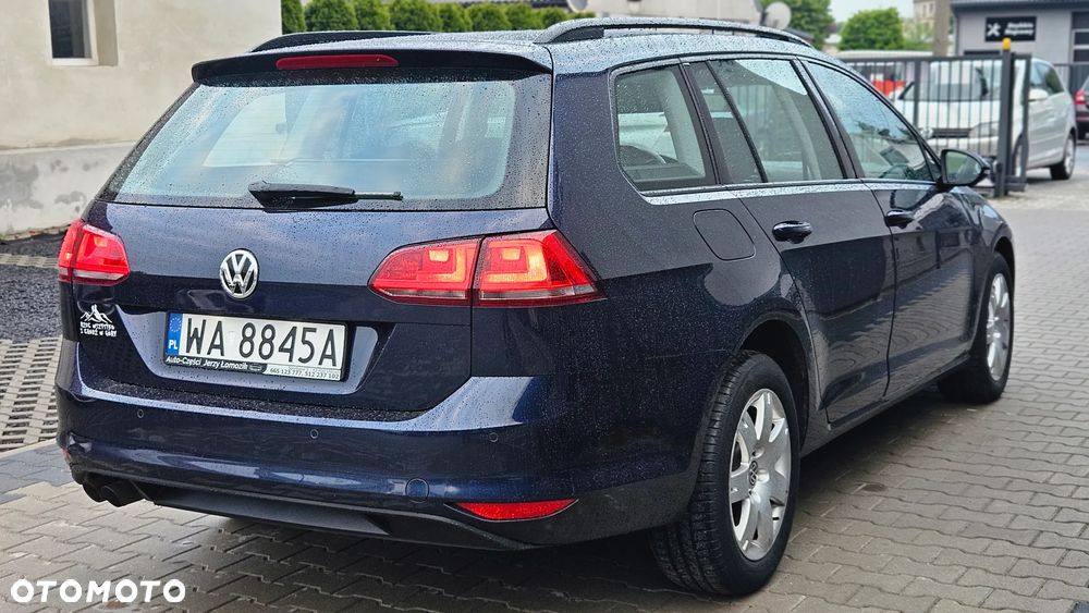 Volkswagen Golf 2.0 TDI BlueMotion Technology Edition - 23