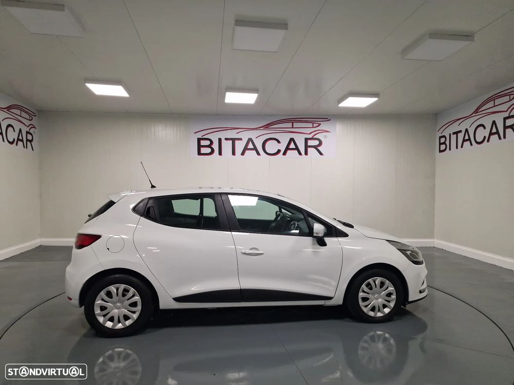 Renault CLIO SOCIETE 1.5 DCI 90CV GPS IVA DEDUTIVEL - 23