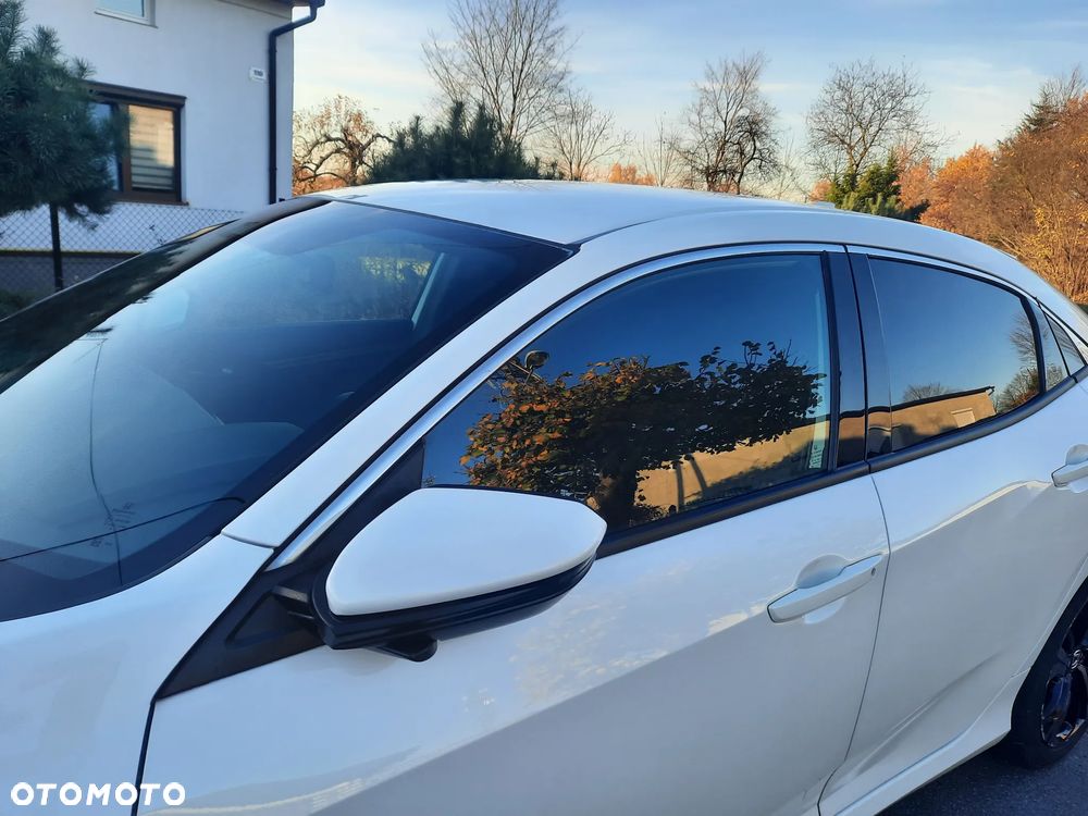 Honda Civic 1.0 i-VTEC Turbo Elegance - 16