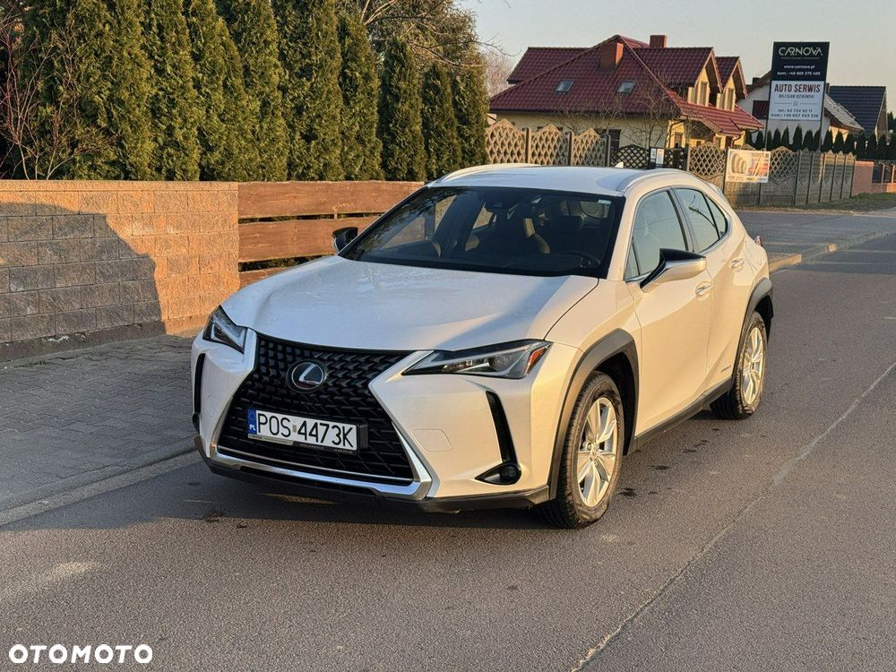 Lexus UX - 2