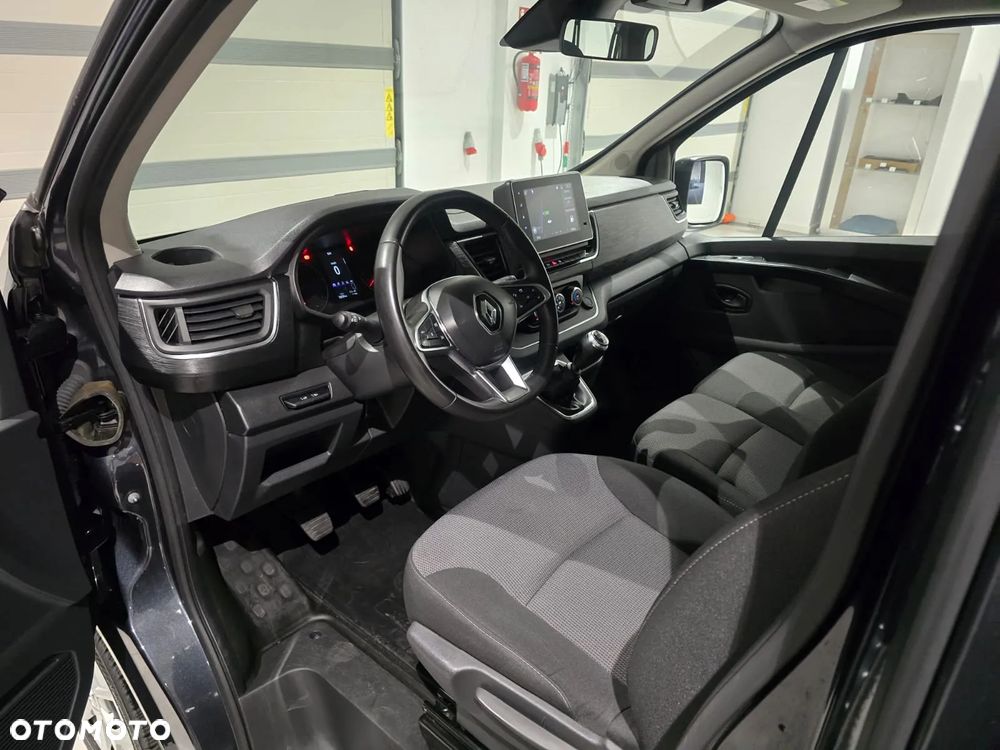 Renault Trafic SpaceClass 2.0 dCi - 8