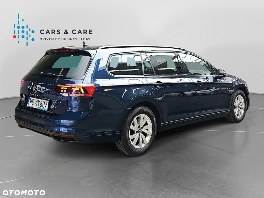 Volkswagen Passat Variant 2.0 TDI EVO Essence DSG - 24