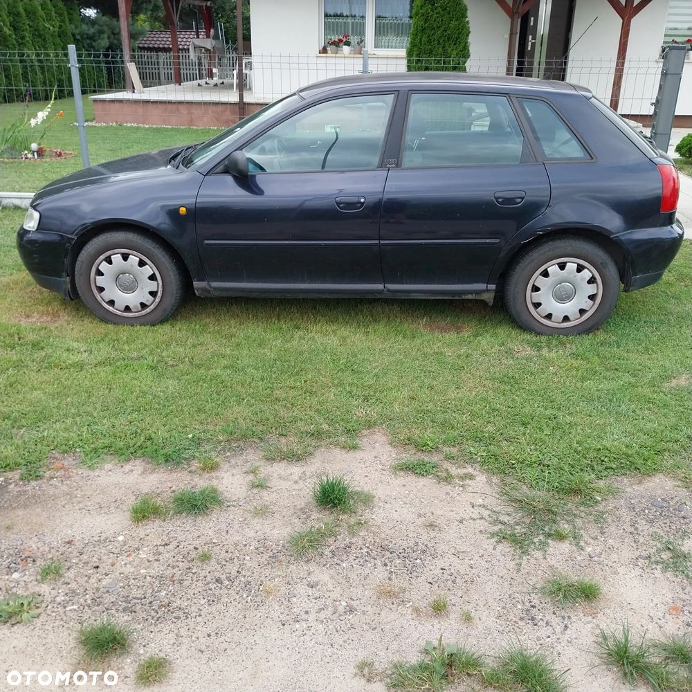 Audi A3 Sportback - 3