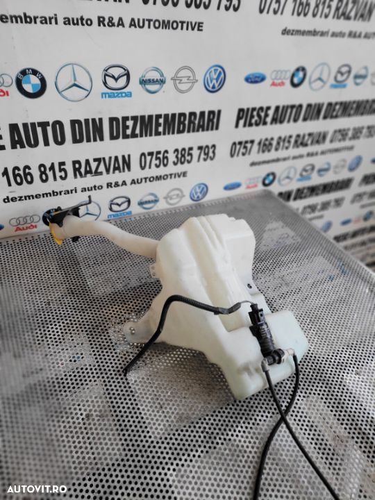Bidonas Vas Lichid Parbriz Stropgel Ford Kuga 2 II An 2014-2020 Dezmembrez Ford Kuga 2 II - 2