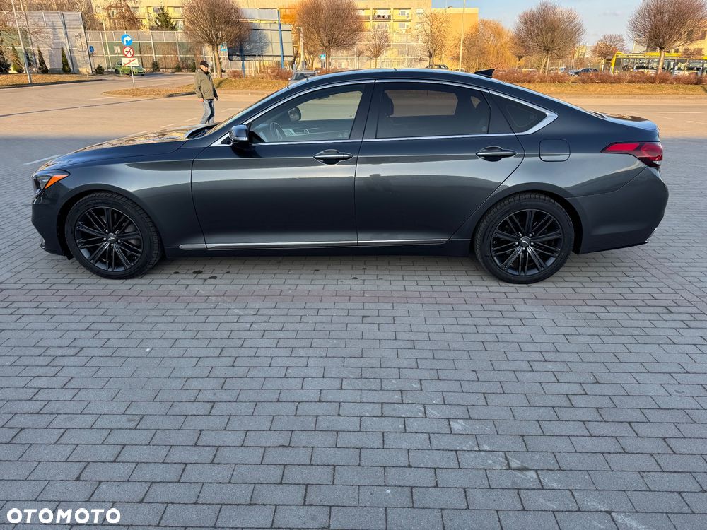 Hyundai Genesis - 9