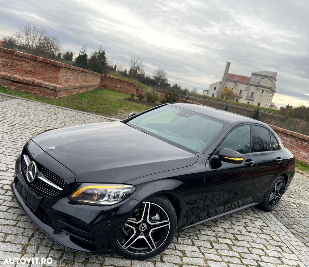 Mercedes-Benz C 220 d T 9G-TRONIC AMG Line - 1