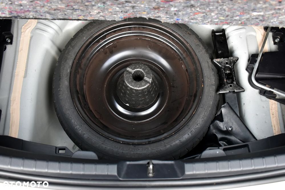 Toyota Yaris 1.4 D-4D Sol EU5 - 34