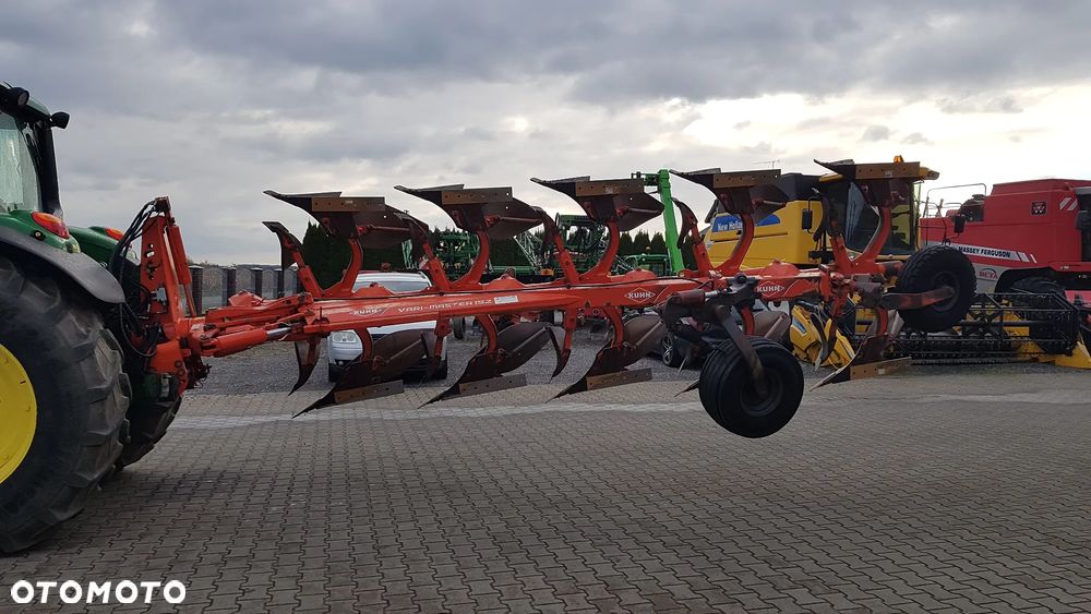 Kuhn VariMaster 152 5 skibowy Non STOP - 13