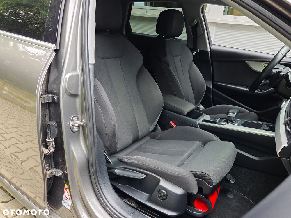 Audi A4 Avant 40 TFSI mHEV Advanced S tronic - 28