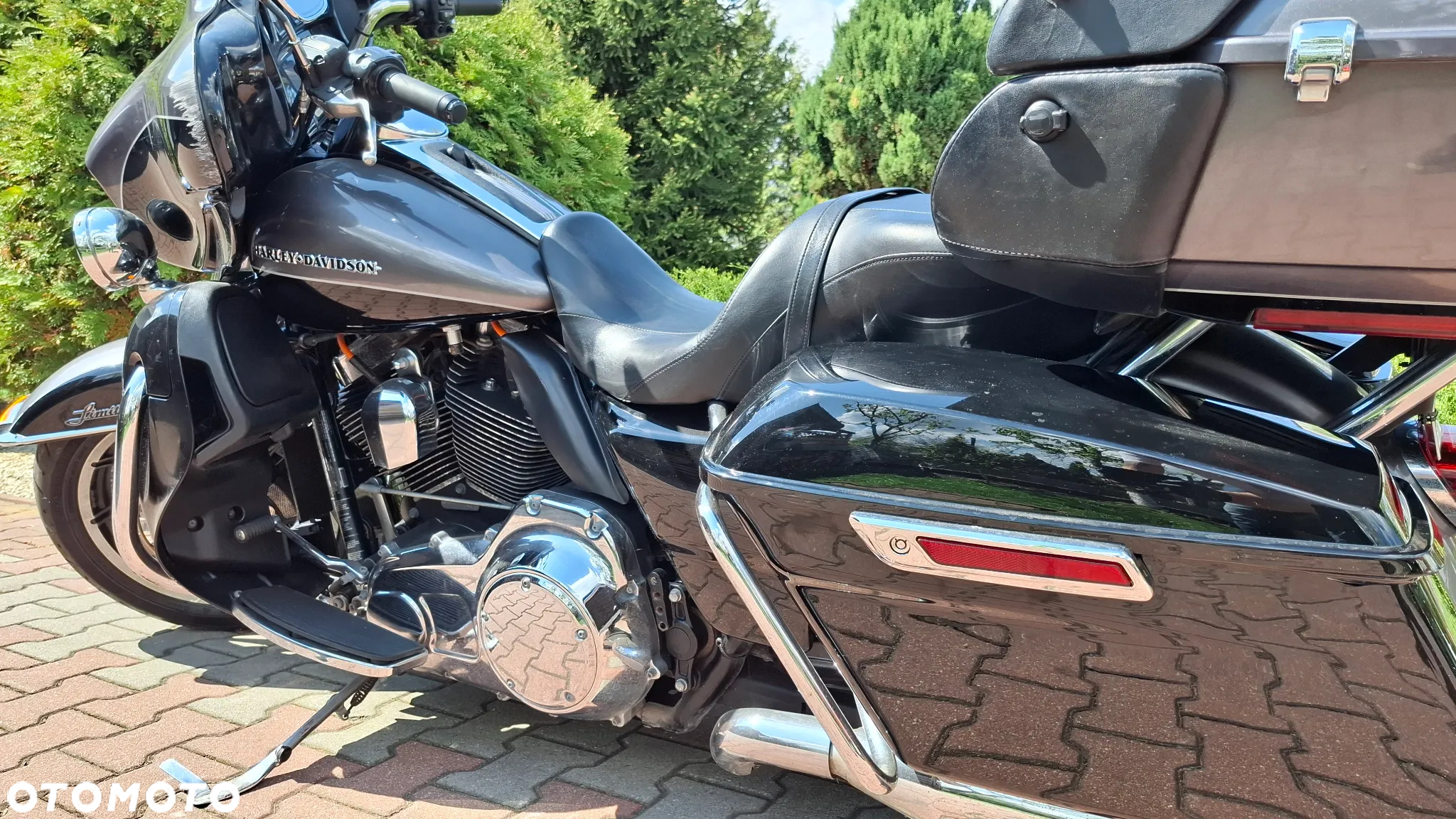 Harley-Davidson Touring Electra Glide - 16