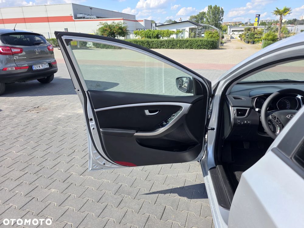 Hyundai i30 1.6 GDI Classic - 12