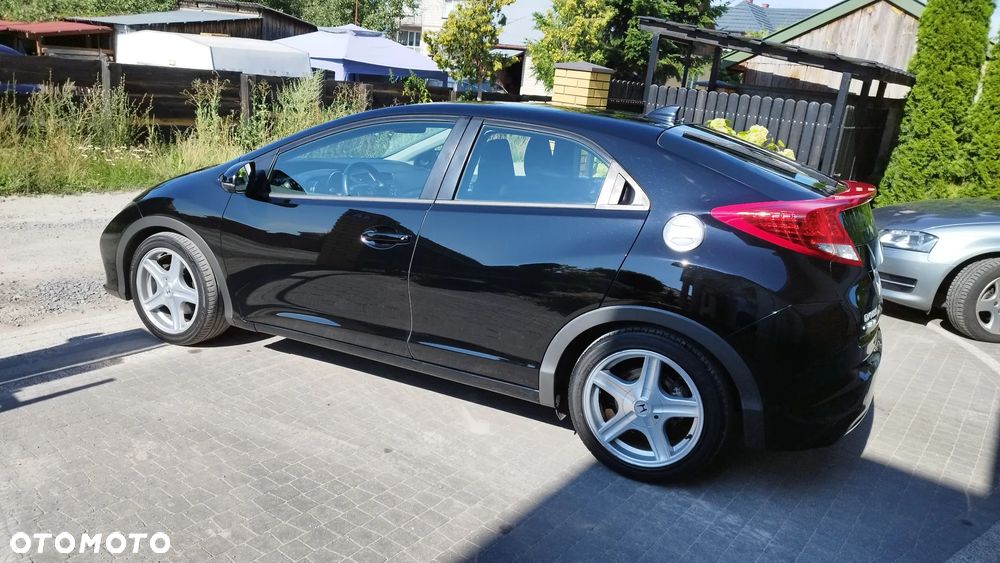 Honda Civic 1.8 Executive - 12