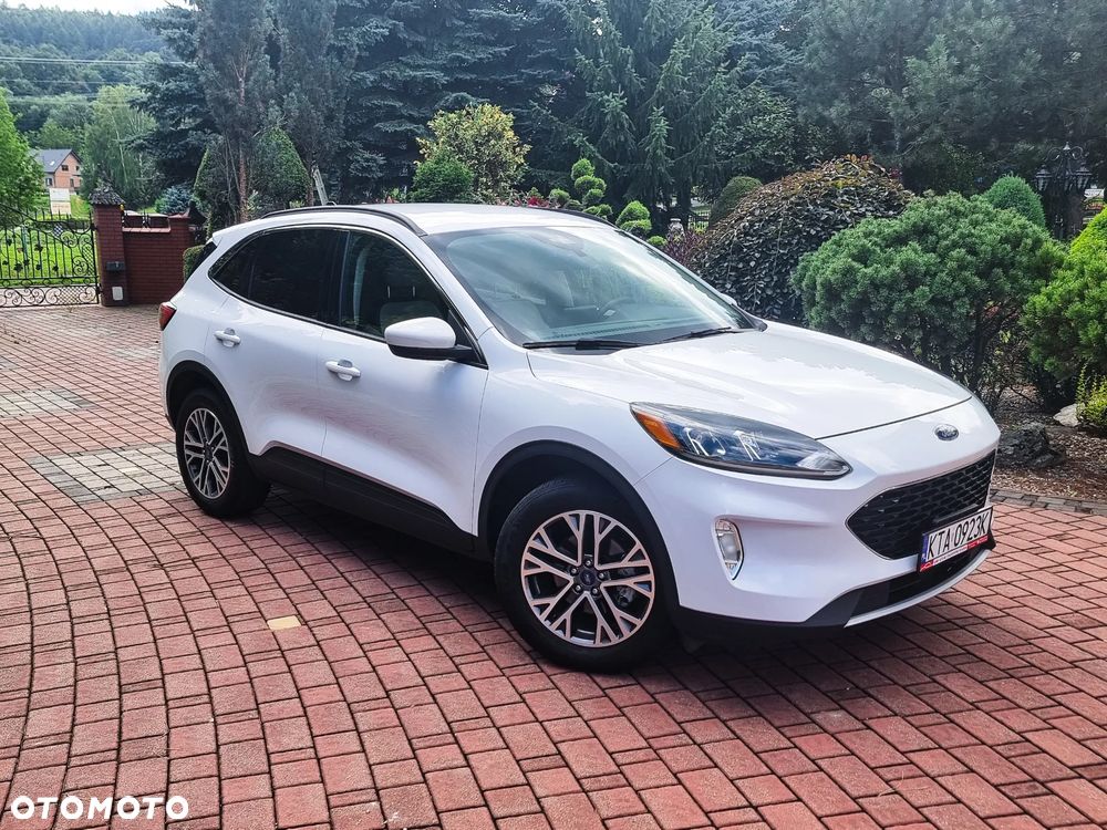 Ford Escape 2.0 EcoBoost AWD Titanium - 1