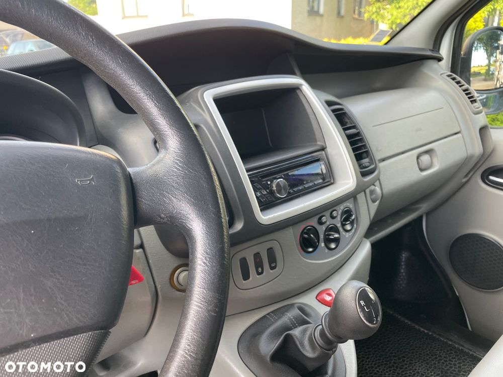 Renault Trafic Passenger Expression - 17
