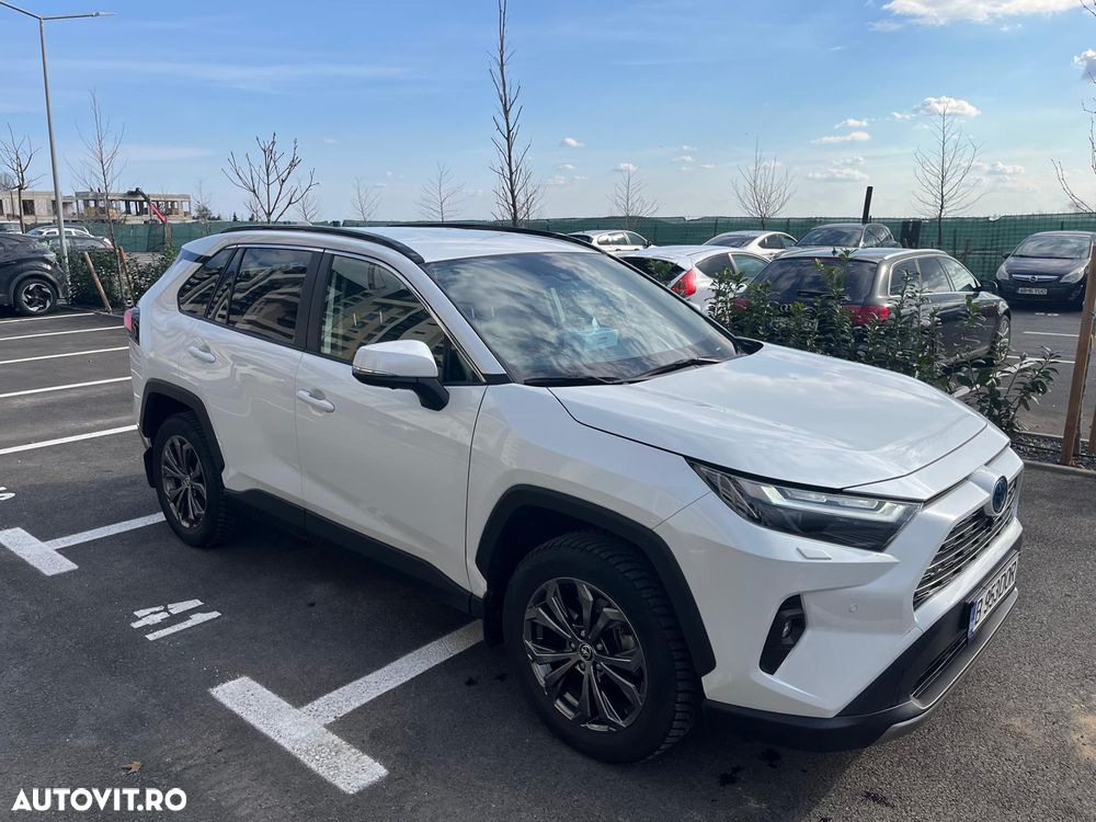 Toyota RAV4 - 3