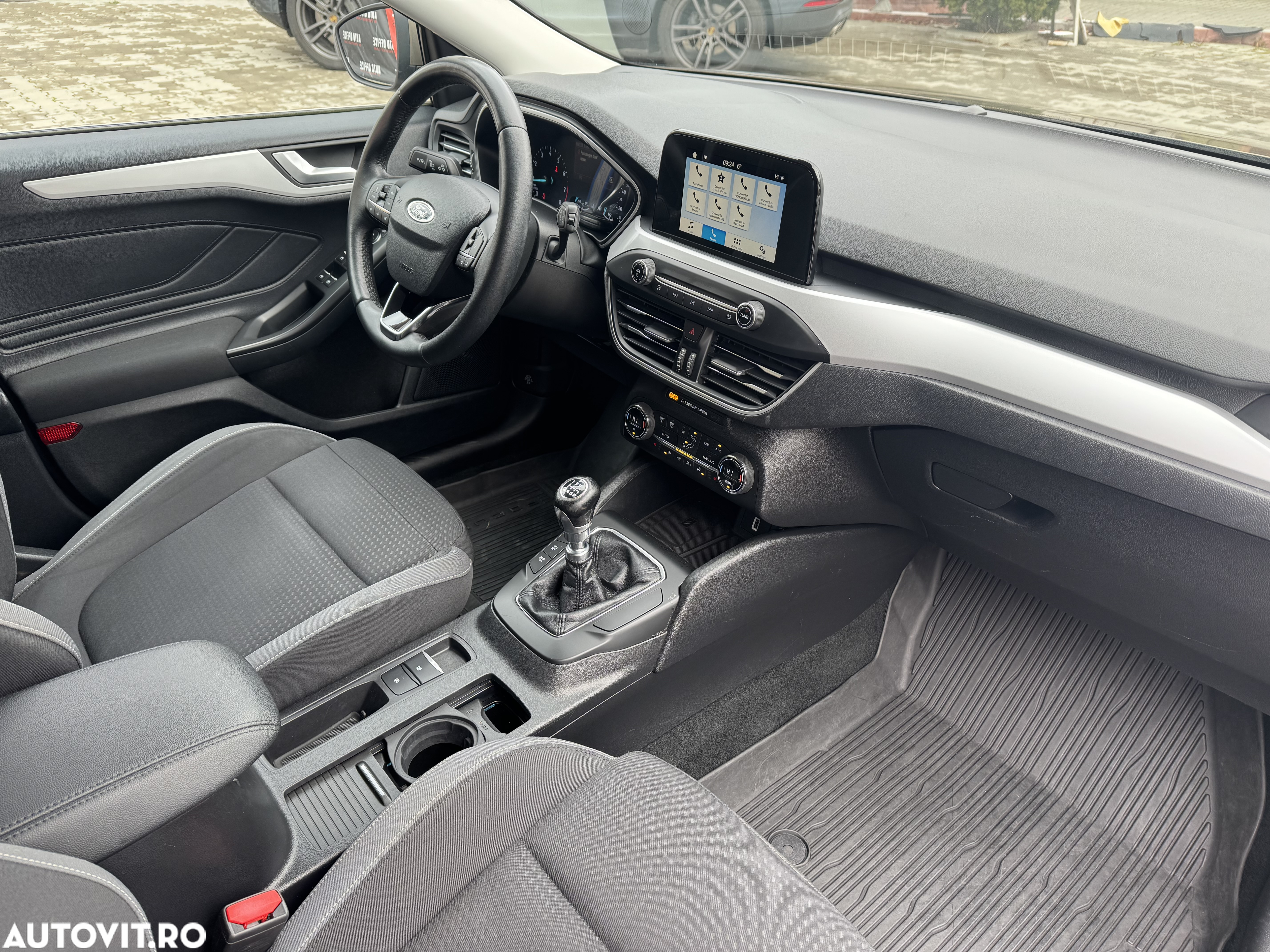 Ford Focus 1.0 EcoBoost Active Business - 11